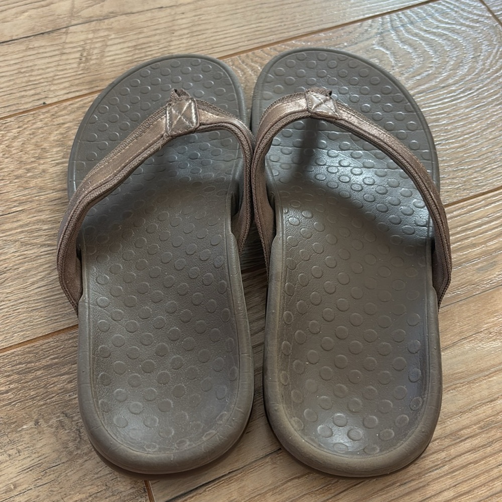 Vionic Toe Post Sandals Size 7 Brown Bronze Thong Flip Flop TIDE II - Picture 4 of 8